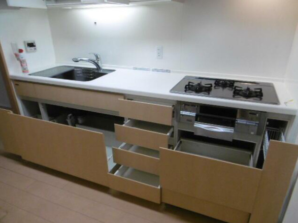 フェーズ・コート175　常時ゴミ出し可　宅配BOX　振分のキッチン