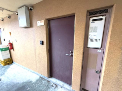 【エントランス】 | クレジュールビザン