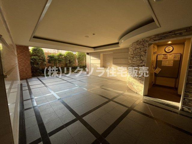 サンメゾン寝屋川のエントランス|内部
■物件内覧・資金計画相談・住宅ローン相談、リフォーム相談、お問合せ受付中■
※当日・翌日のご内覧、ご相談はお電話でのお問合せがスムーズです！