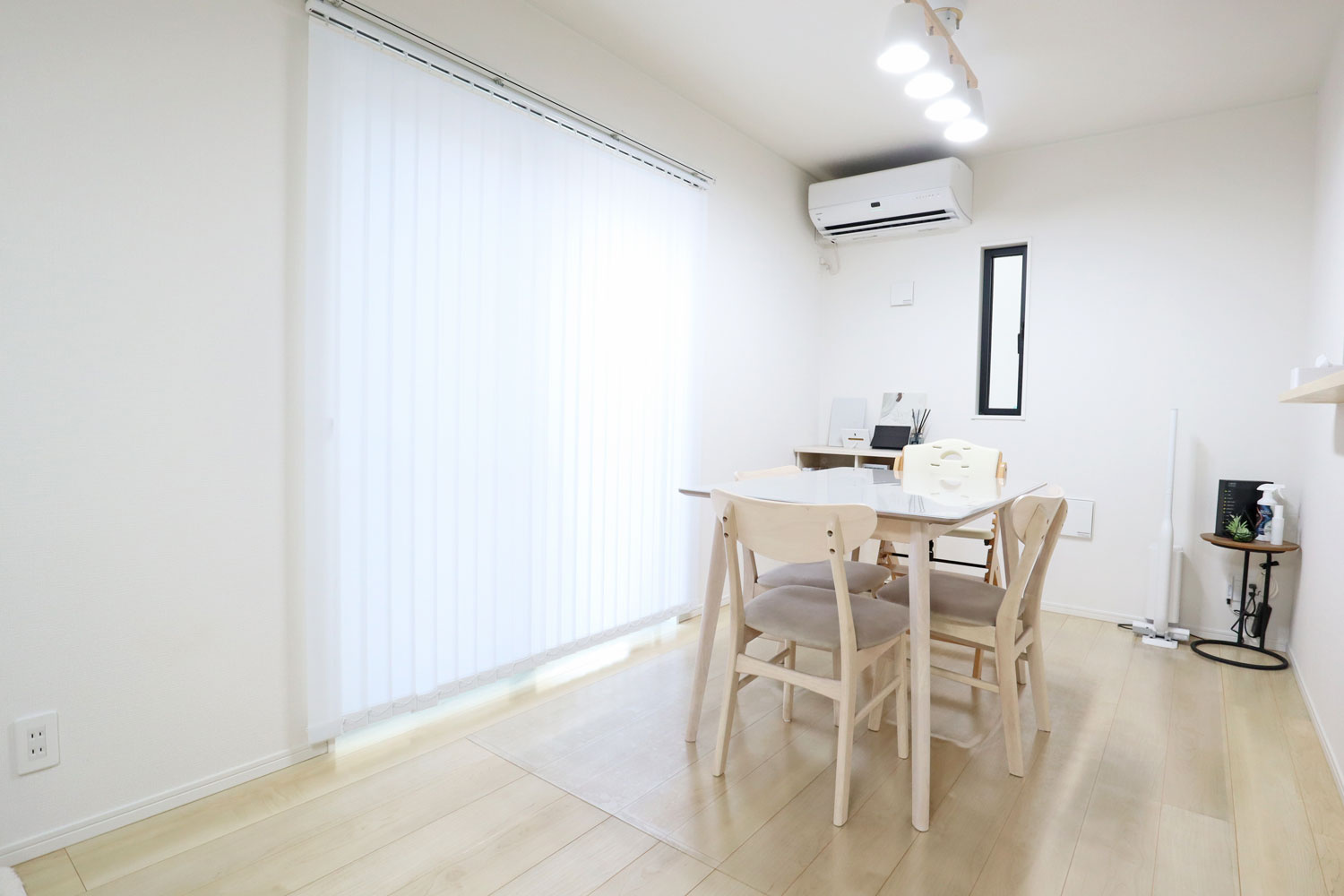 洲本市上物部 戸建てのキッチン|LDK
※家具・家電・什器は付帯しません。