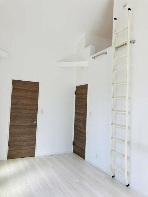 西大泉戸建の寝室