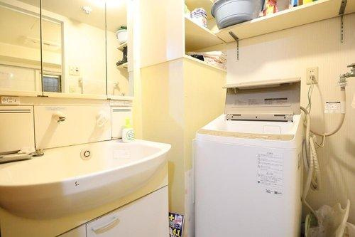 明石市魚住町清水の中古マンションの洗面所|洗面室