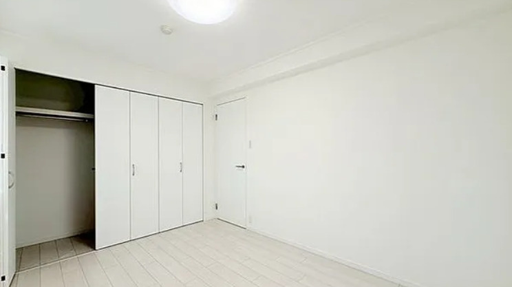 リヴェリエ大宮日進の洋室|スタンダードな洋室です