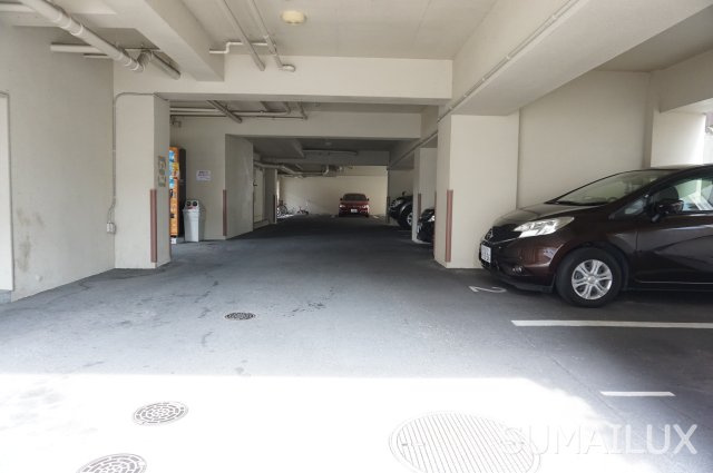 熊本市中央区船場町下１丁目の賃貸マンションの駐車場