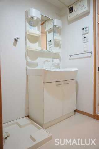 熊本市中央区船場町下１丁目の賃貸マンションの独立洗面台