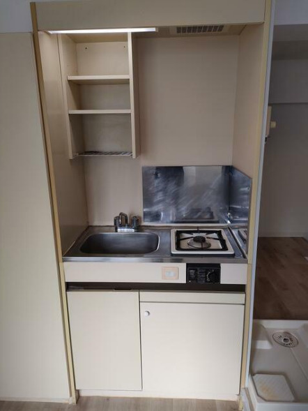 レザン池尻　ペット相談　オートロック　防犯カメラ　のキッチン