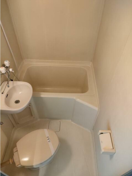 レザン池尻　ペット相談　オートロック　防犯カメラ　の浴室