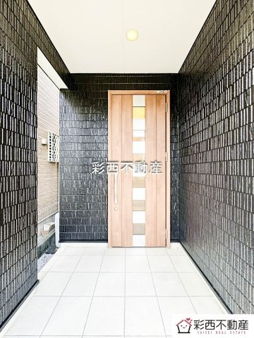 川越市宮元町中古戸建の玄関