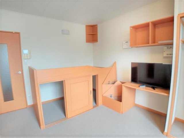 【居間・リビング】 | レオパレスサンライズ大川 | 設備・仕様は号室により異なる為、現況を優先致します。