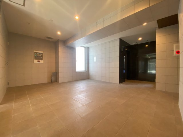 エステート金山　名古屋市賃貸　仲介手数料無料のロビー