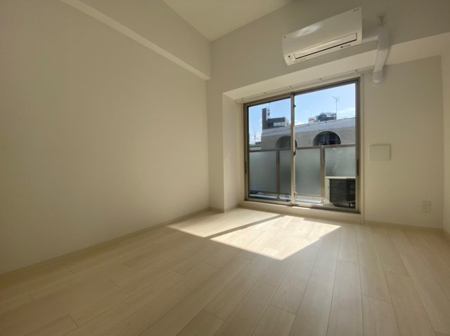 エステート金山　名古屋市賃貸　仲介手数料無料の居間・リビング