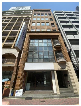 元町クロスビルの外観
