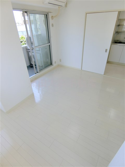 モンドール池上の洋室