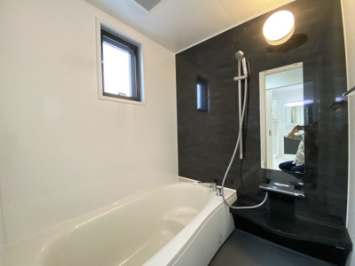 【浴室】 | 嘉手納屋良（全6棟）3号棟 | 3号棟　ゆったり入れるお風呂です♪