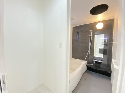 【脱衣所】 | 嘉手納屋良（全6棟）3号棟 | 3号棟　使いやすい脱衣場♪