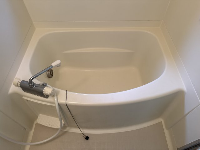 前田メゾネット C棟の浴室