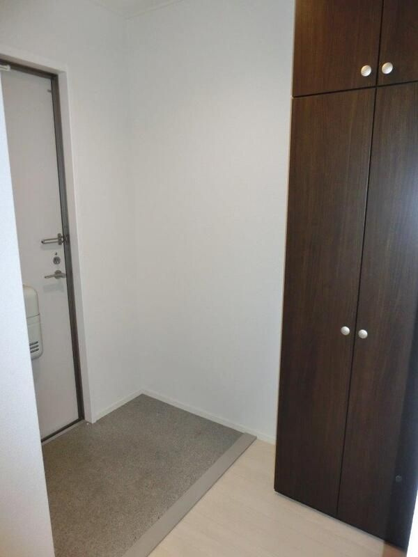 エルメゾン・エストKの玄関