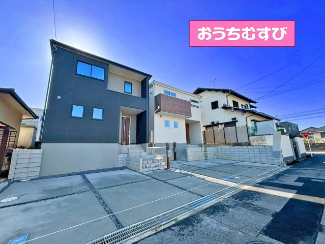 春日井市中央台（全2棟）の前面道路含む現地写真