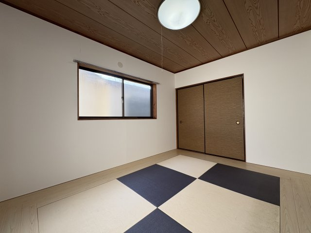 DAIKOKUの居間・リビング|オシャレなモダン畳を採用♪