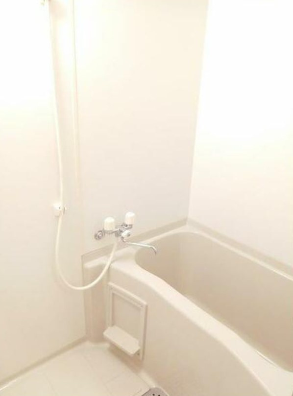 クレールＹＭの浴室