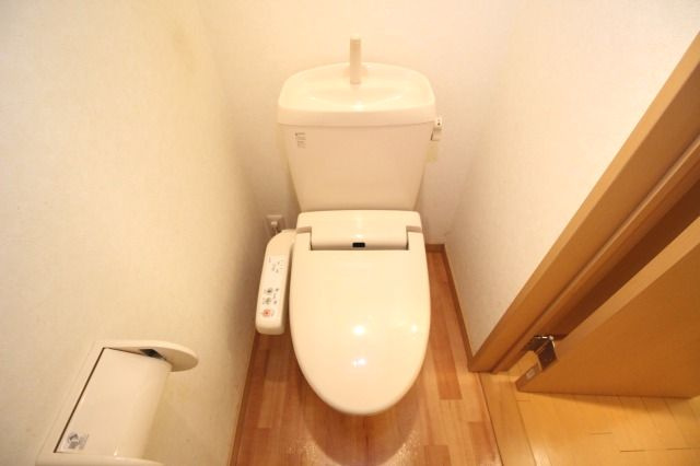 煉瓦の家SAKURAIのトイレ