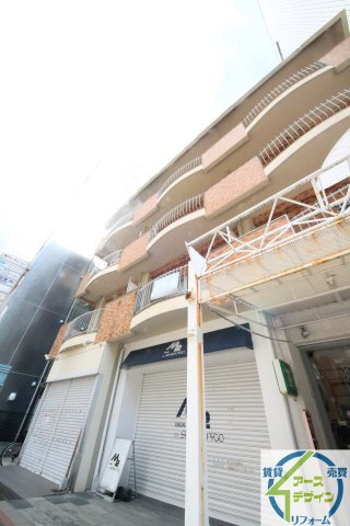 第1藤本ビルの外観