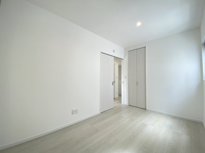 【洋室】 | 嘉手納屋良（全6棟）4号棟 | 4号棟　洋室5.7帖＋CL付き♪