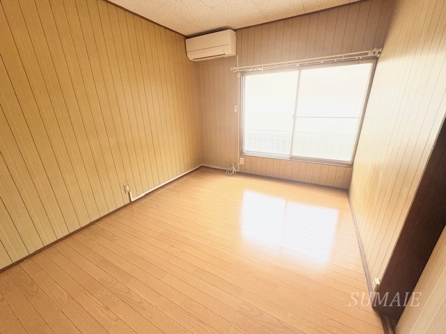 南荘の居間・リビング|洋室です☆