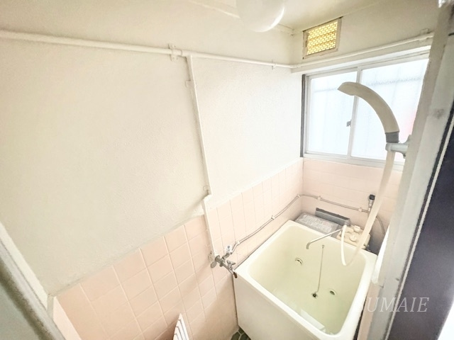 南荘の浴室|バランス釜です☆