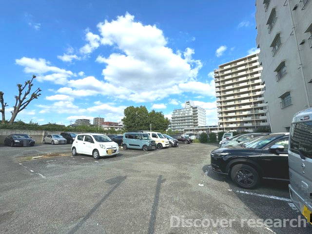 小金井ハイツの駐車場|【駐車場】
広々とした敷地内駐車場