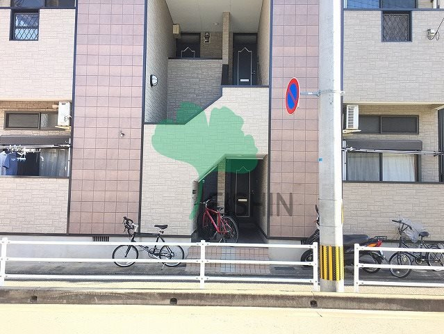 ポラリス博多駅南のエントランス