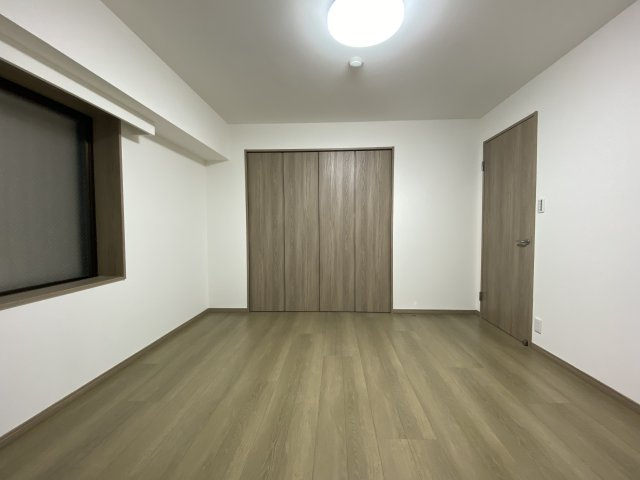 サンライフ熱海の洋室