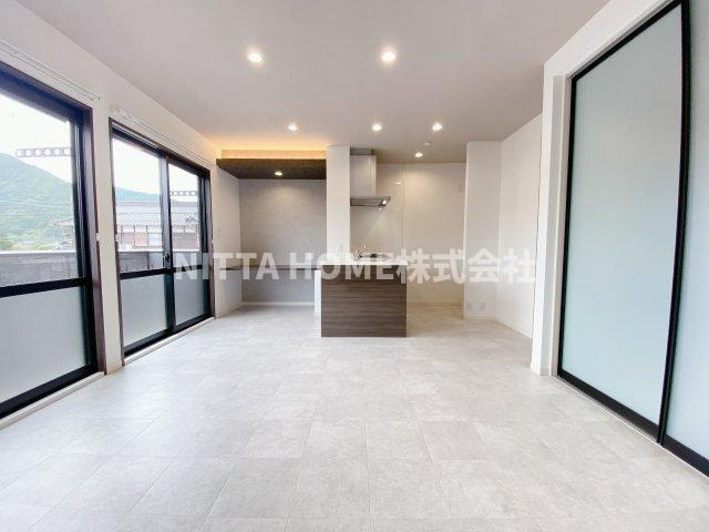 レジデンス　城南の居間・リビング|明るいリビングです☆彡