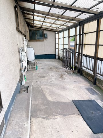 春日台戸建住宅の駐車場