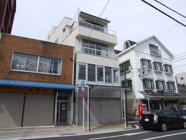 熱海市　昭和町の外観