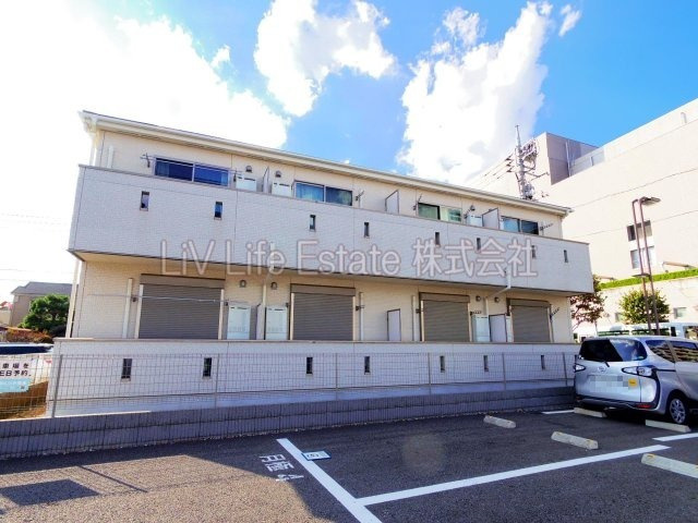 小平市仲町のアパート