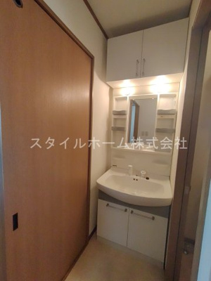 【洗面所】 | フレーズA棟 | イメージ写真です。