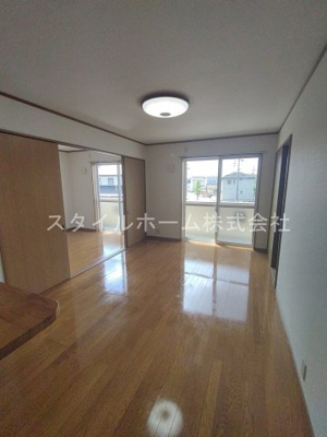 【居間・リビング】 | フレーズA棟 | イメージ写真です。