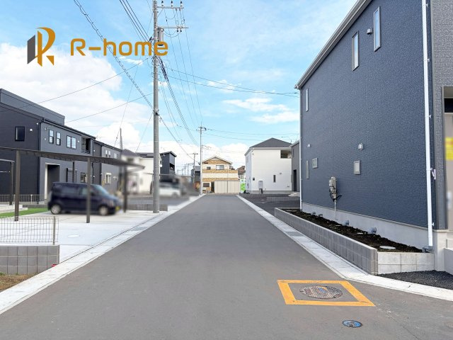 常陸大宮市石沢第4　新築戸建て　1号棟の前面道路含む現地写真|堂々！建物完成♪実際のお部屋をご見学可能です♪
ご見学が一番の資料！お気軽にお問い合わせ下さい♪