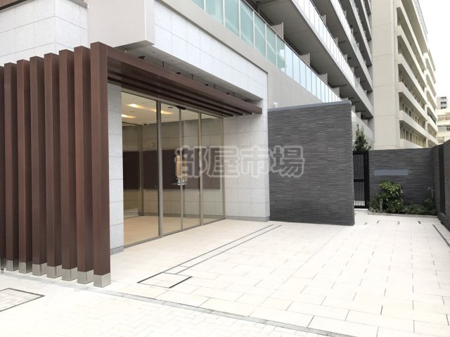 BLESS蔵前のエントランス