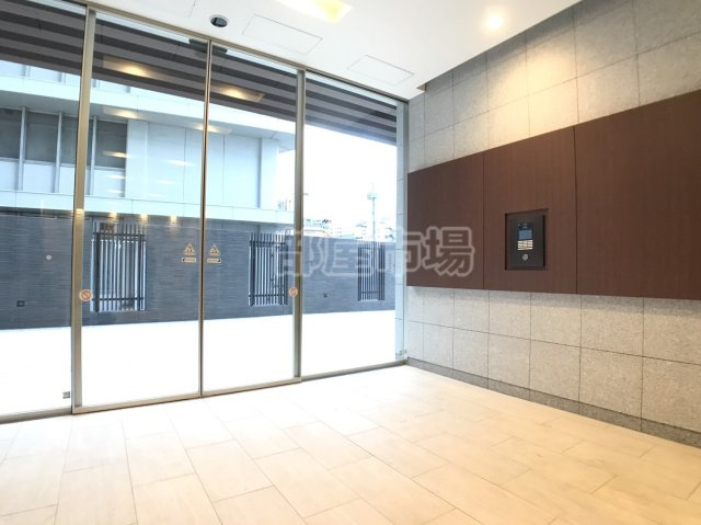 BLESS蔵前のロビー