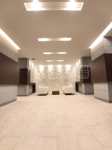 BLESS蔵前のロビー