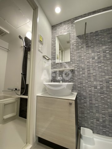 エスリード南森町ラグシスの洗面所|エスリード南森町ラグシス　独立洗面化粧台