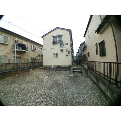 【駐車場】 | ハイツ225 | カースペースがあります