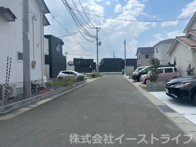 【新築戸建】　いわき市平泉崎第8　全8棟　【長期優良住宅】の前面道路含む現地写真|南東側公道6ｍ