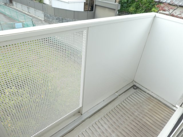 サカセ川ハイツＢ棟のバルコニー