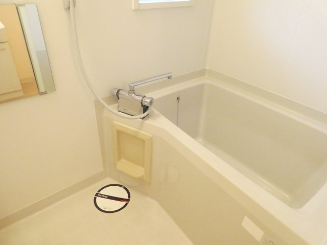 サカセ川ハイツＢ棟の浴室