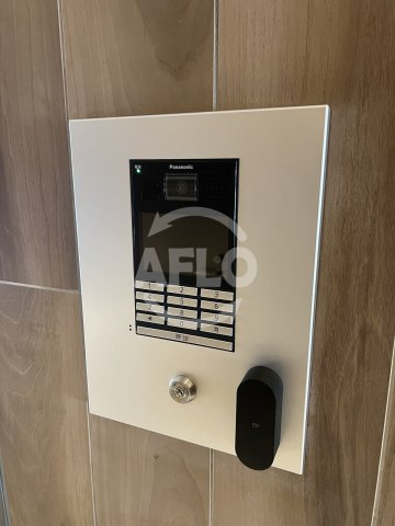 コンフォリア新梅田のセキュリティ|コンフォリア新梅田　モニター付きインターホン