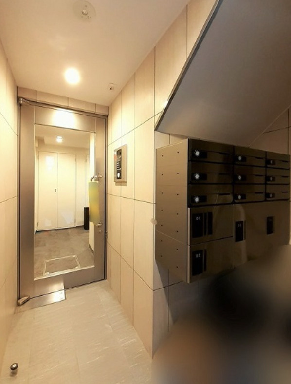 アジュール千川のエントランス