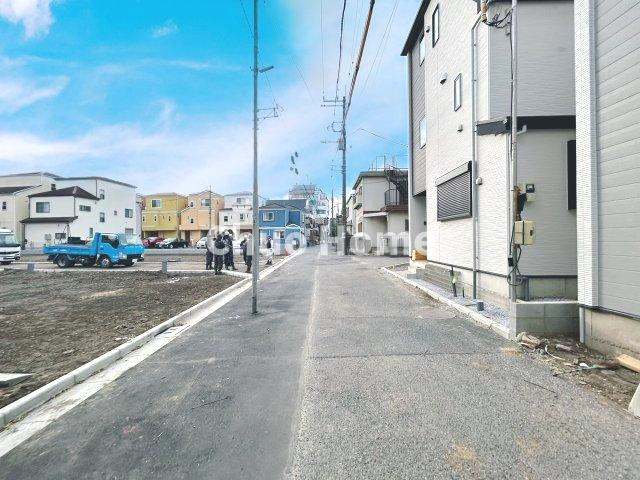 葛飾区西新小岩5丁目新築分譲住宅の前面道路含む現地写真|全面道路